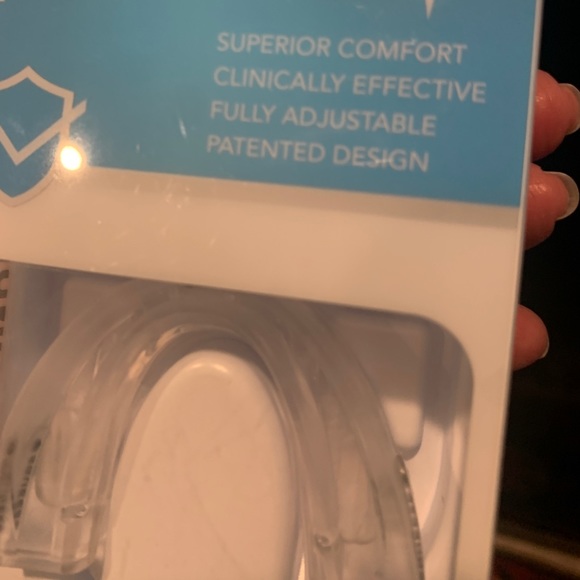 NEW-SNORE MD anti snoring mouthguard - Picture 2 of 3